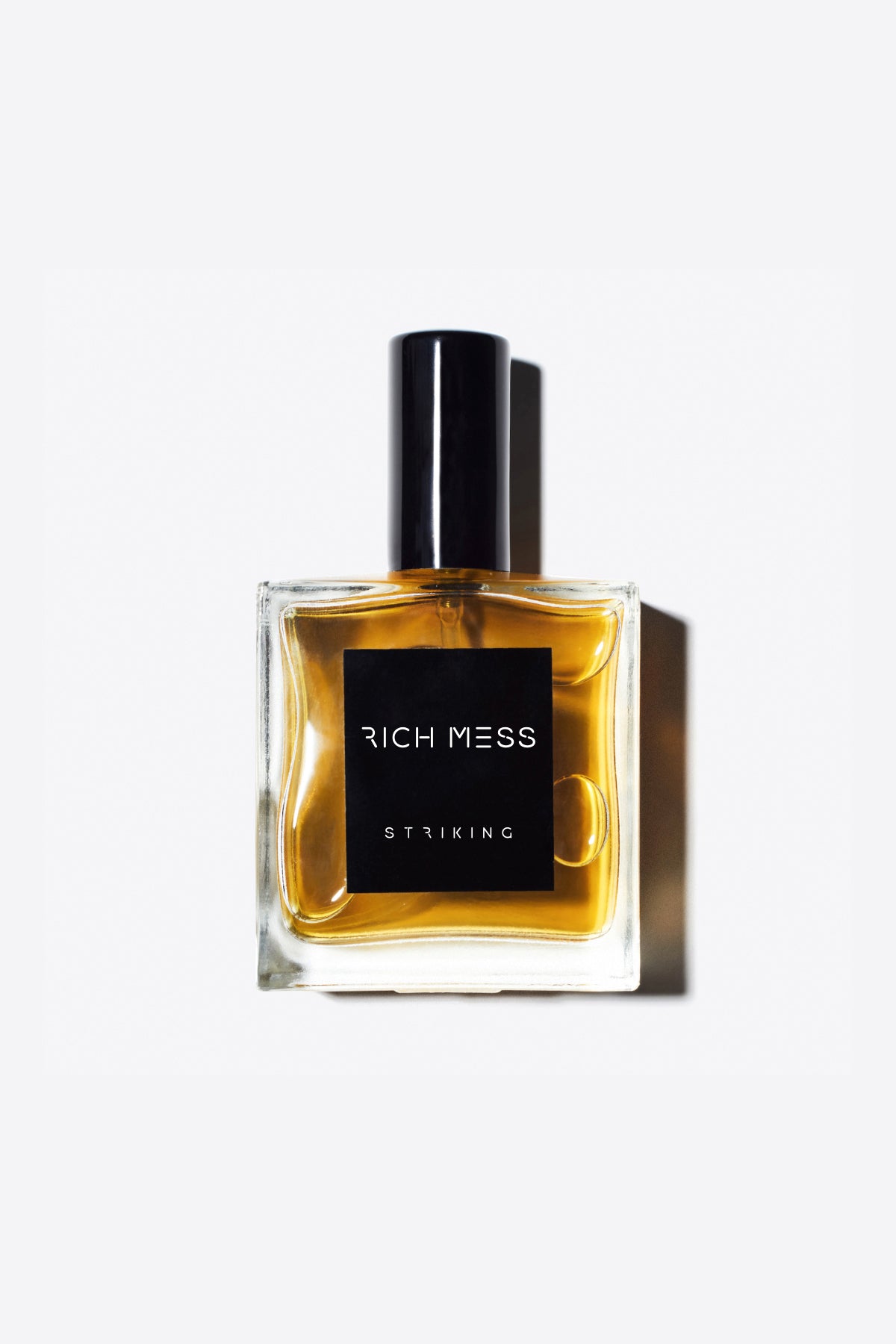 Striking Parfum Spray